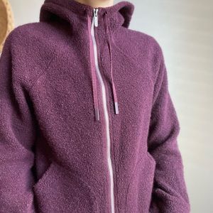 Lululemon Burgundy hooded-jacket